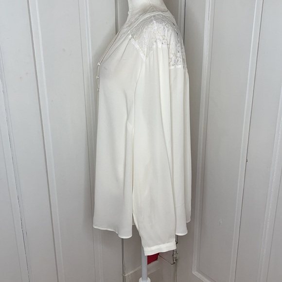 TORRID•BLOUSE - Picture 5 of 14